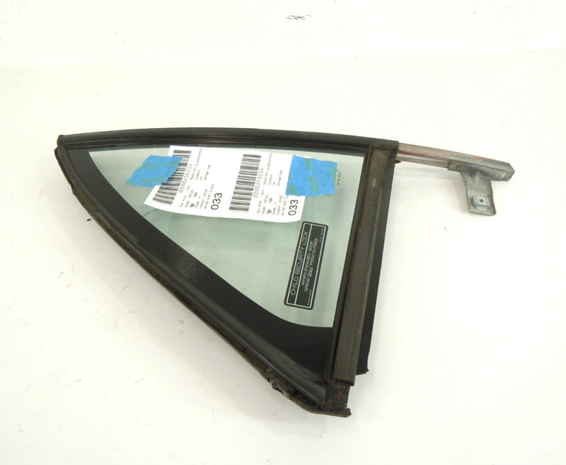 1997-2004 Buick Regal Rear Door Window Vent Glass Passenger Right OEM