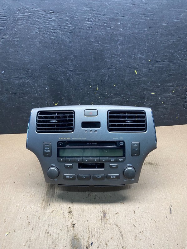 2002-2006 Lexus ES330 Es300 Radio Receiver Tape CD Air Vent Bezel OEM Q9208 DG