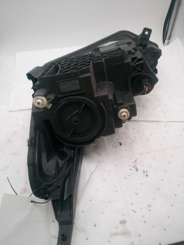 2018 Chevrolet Equinox Right Blue Headlight Assembly, Used, 69000 Miles