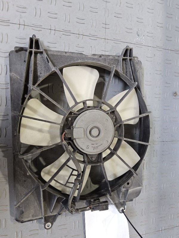 2012-2014 Honda CR-V Radiator Fan Motor Assembly LH 2.4L fits Radiator
