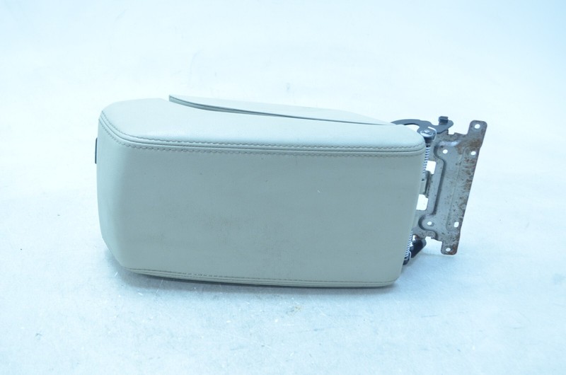 10-14 SUBARU LEGACY CENTER CONSOLE ARMREST LID COVER OEM