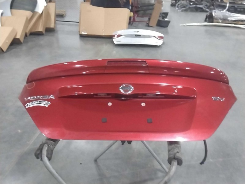Used Deck Lid fits: 2017 Nissan Versa Sdn w/spoiler w/o rear view camera Grade A