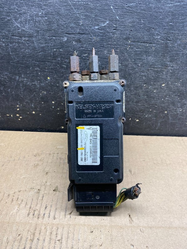 2003 2007 Ford E250 E350 Anti-Lock ABS Antilock Brake Pump U8913 PS