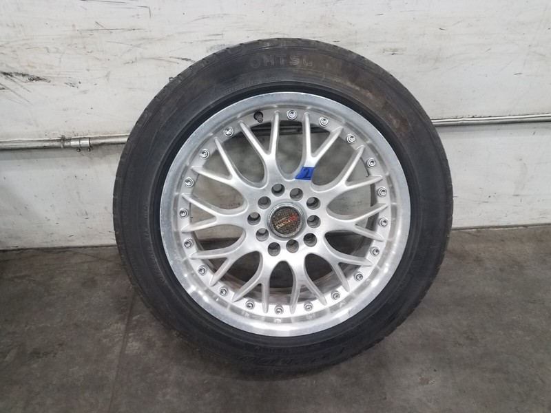 2002 Honda S2000 AP116" Front Wheel / Tire #2 - * #8957 KK5