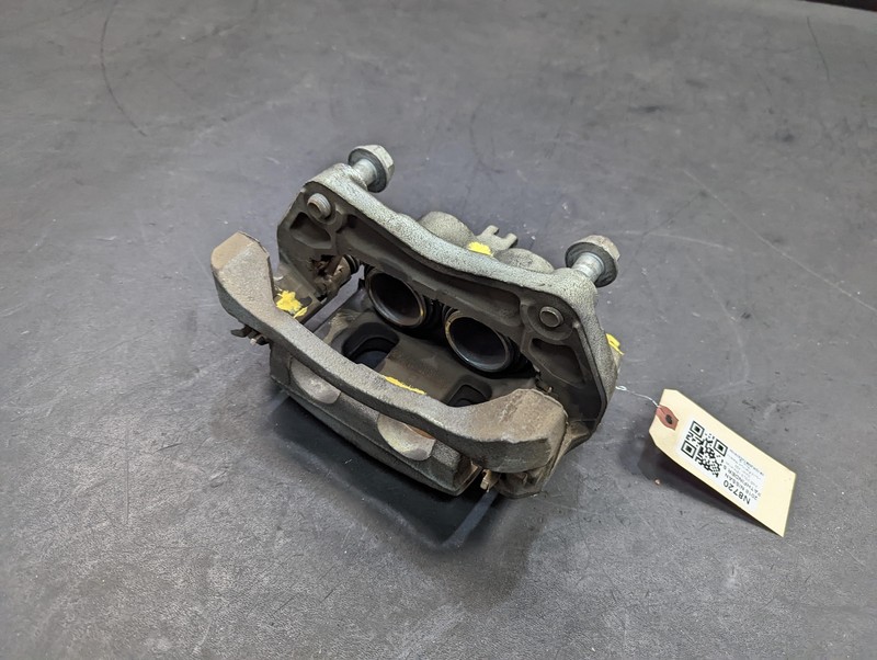 Front Left Brake Caliper 2018 Nissan Pathfinder 41011-3JA0C 2013 2014 2015- 2019