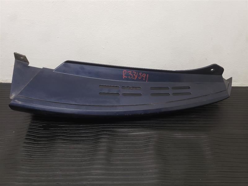 07-14 Chevrolet Tahoe Right Passenger Quarter Applique Blue OEM 25970634