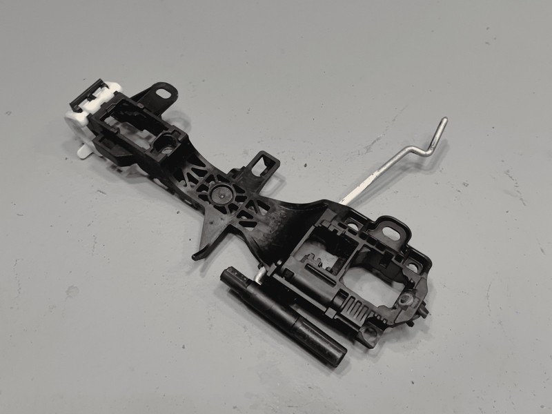 2019-22 Toyota Avalon Front Passenger Side Door Exterior Handle Base Bracket OEM