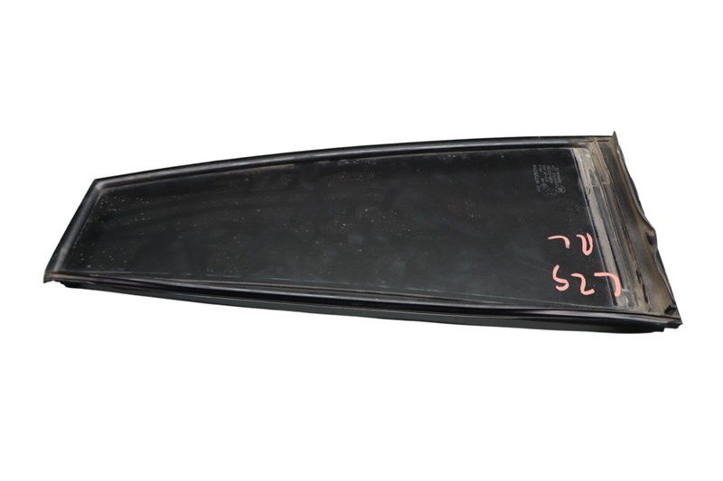 11-17 Infiniti QX56 QX80 Rear Left Side Door Quarter Window Vent Glass OEM