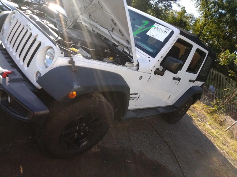 2016 Jeep Wrangler 4WD Drive Axle Assembly OEM 3.6L 132K Miles Warranty