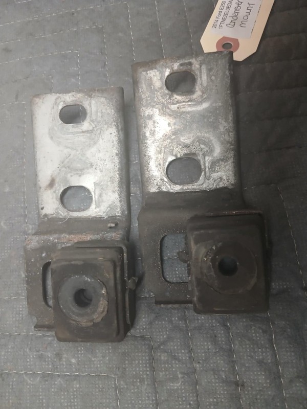 2008-2014 FORD VAN E250 OEM Radiator Support Header Mount Brackets