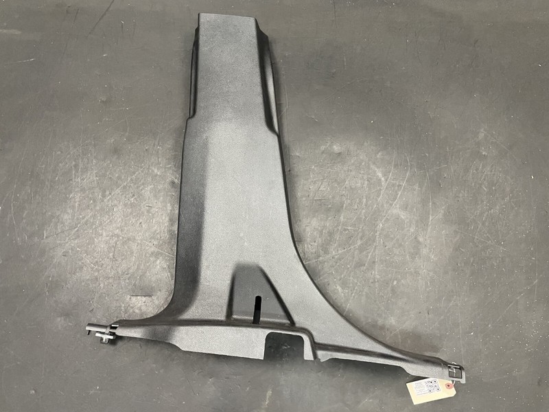 Center Left B Pillar Lower Trim Panel 2018 Ford Explorer FB53-78243A53-A 16 - 19