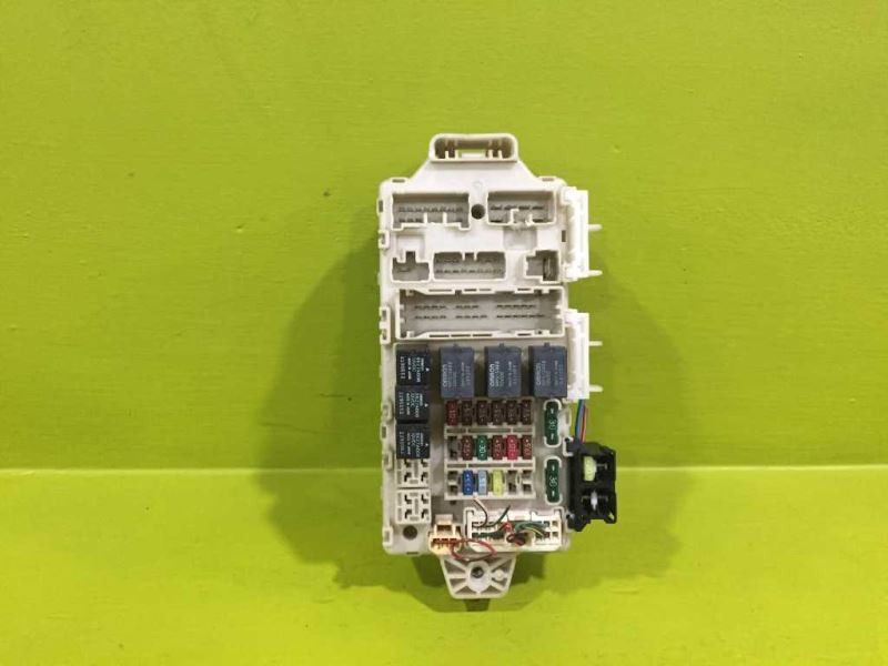 10 11 12 GALANT INTERIOR FUSE RELAY BOX OEM 3282-26