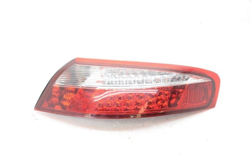 1999-2000 Porsche 911 996 Passenger Right Rear Aftermarket Taillight