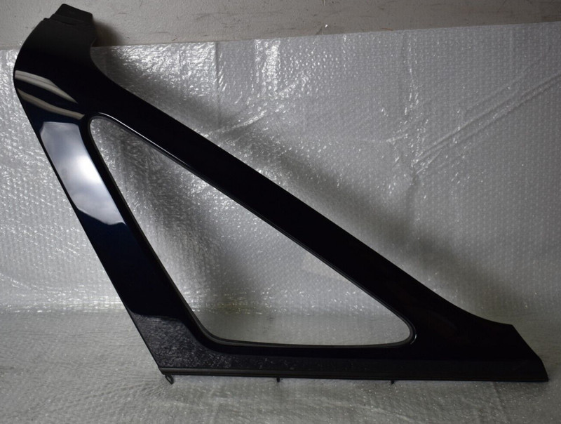 Rolls Royce Phantom Drophead right vent glass stainless steel trim 51137165555
