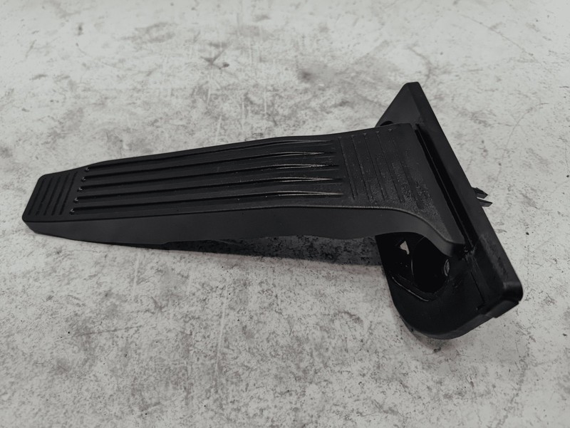 2018-2024 Toyota Camry Gas Pedal Accelerator Throttle Sensor Pad OEM