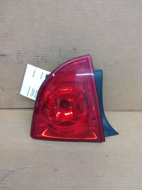 Driver Tail Light Quarter Panel Mounted Red Lens Fits 08-12 MALIBU 264943