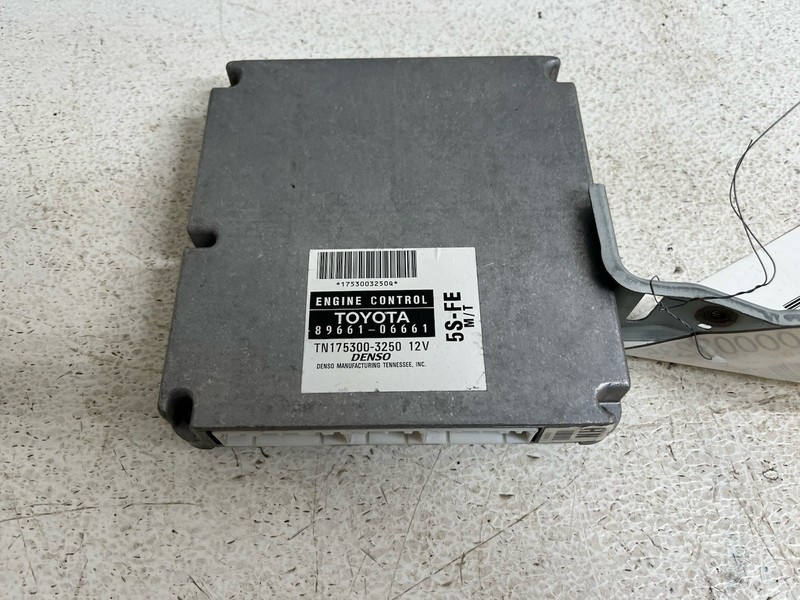 1999 Toyota Camry 4 Cylinder NON-THEFT Manual Transmission Ecu Ecm Pcm Computer
