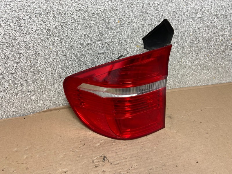2007 to 2010 Bmw X5 E70 Left Driver Lh Side Tail Light Oem AB0120 LK