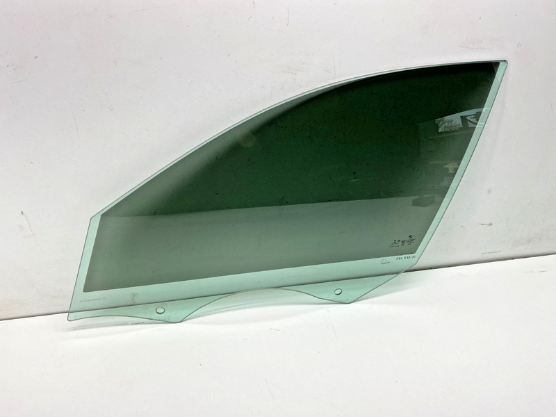 17-23 BMW G30 540 550 F90 M5 Front Left Driver Side Door Window Glass Tinted OEM