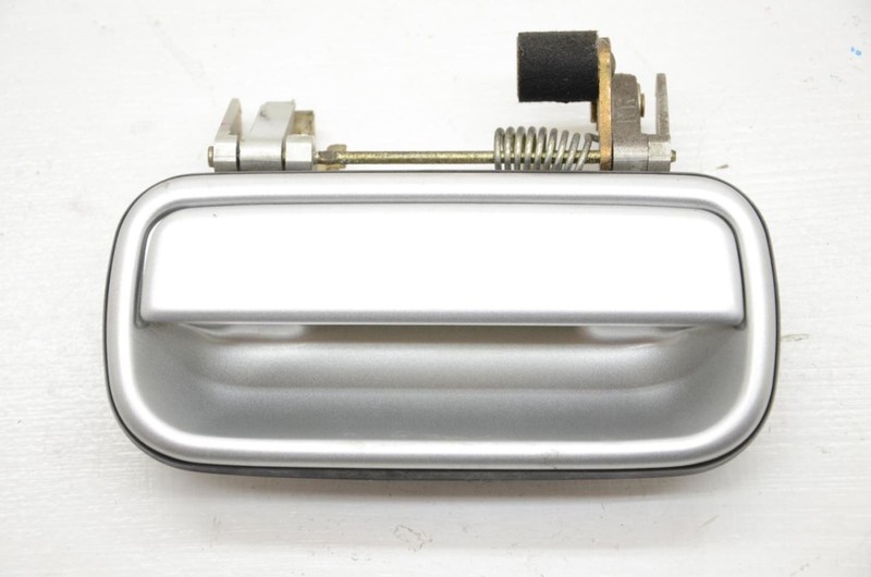 00-02 Toyota 4Runner 4WD Passenger Right Rear Silver Exterior Door Handle