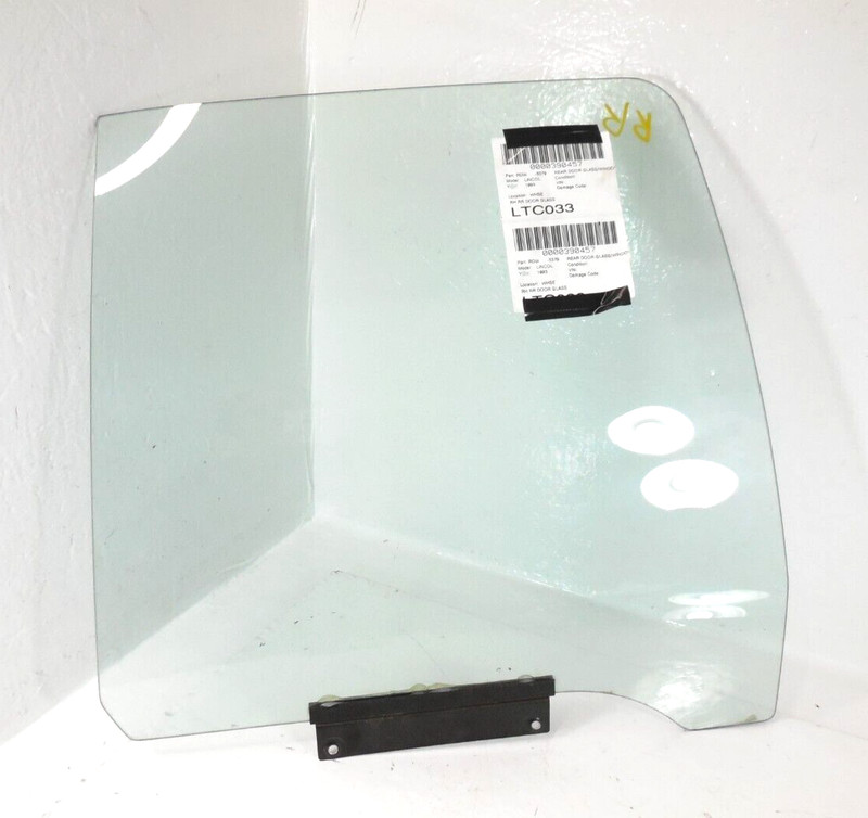1993 93 Lincoln Town Car Rear Door Window Glass Passenger Right OEM From 10/92
