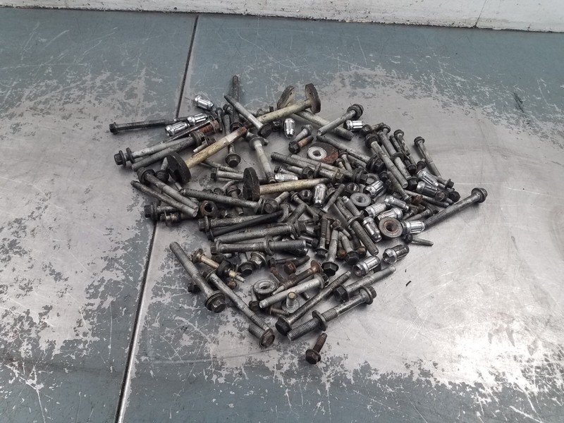 2010 Chevy Corvette C6 ZR1 Misc Bolts / Hardware #1290 Y8