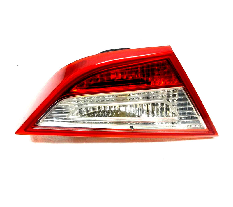 2013 Sonata LH Driver Tail Lamp Trunk Mounted Part# 924033Q000 Lite Scratches