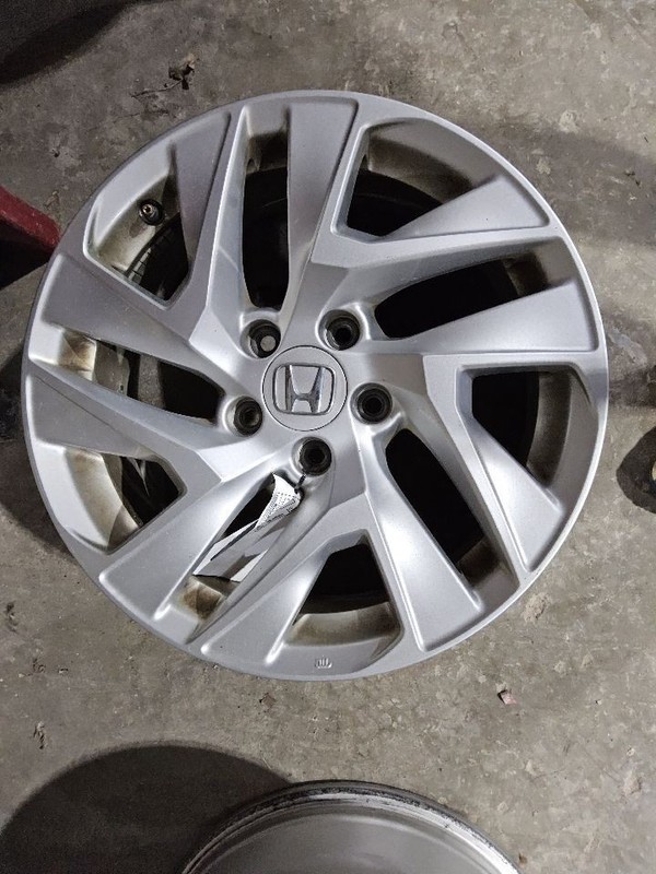 2015-2016 Honda CR-V Wheel Rim 17x7 Alloy Twisted Spoke Argent w/Argent Inlay