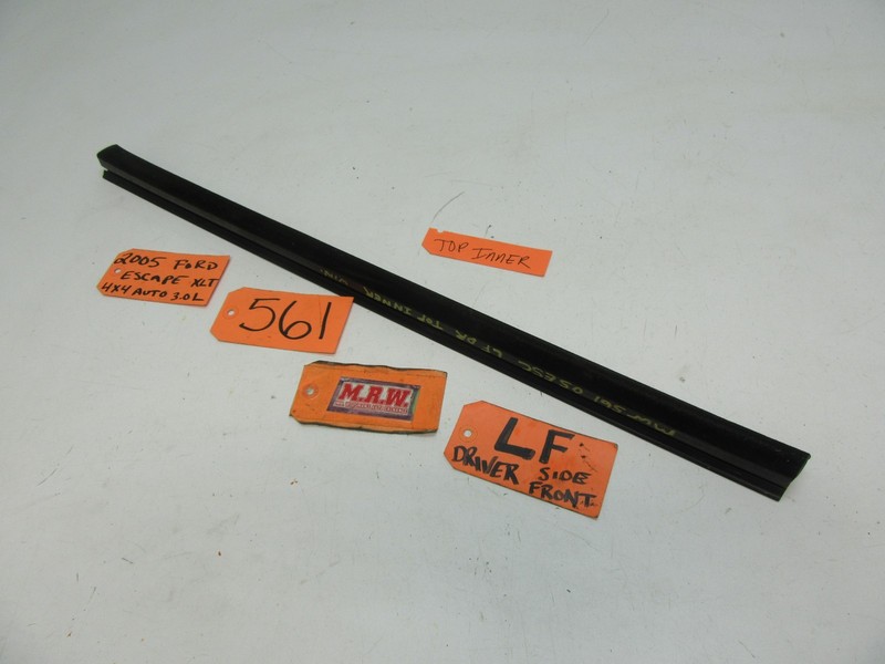 DOOR PANEL DOOR GLASS WINDOW MOLDING INNER SEAL BELT STRIP RUBBER LF for ESCAPE