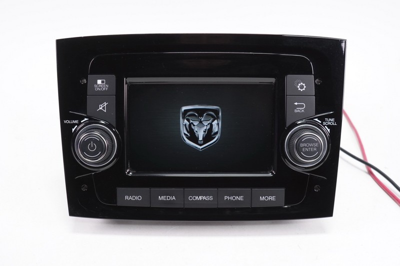 DODGE RAM PROMASTER CITY Radio Multimedia Audio AM-FM Control OEM 2015 - 2017