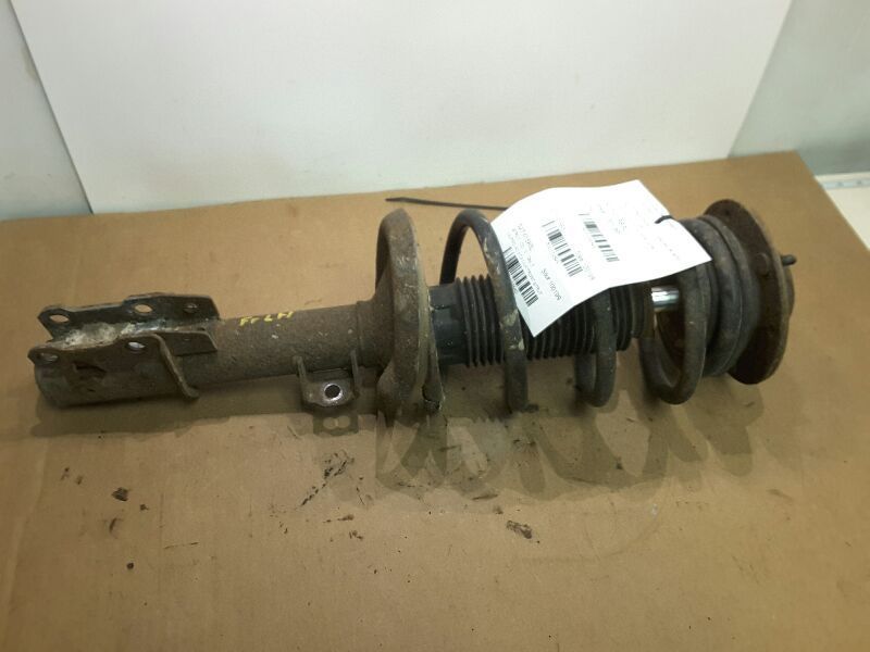 DRIVER LEFT STRUT FRONT CLASSIC STYLE EMBLEM IN GRILLE 3.5L FITS 05-09 G6 159545