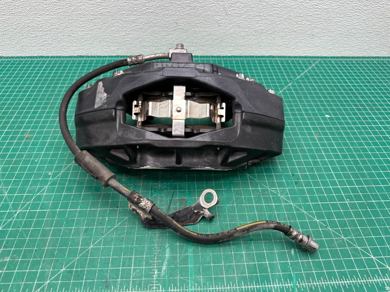 13-19 Cadillac XTS - FRONT LEFT BRAKE CALIPER OEM
