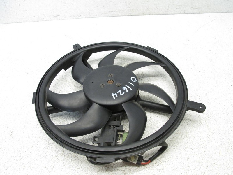 07-16 MINI COOPER S COUNTRYMAN R60 COOLING FAN BLADE SHROUD WITH MOTOR OEM 01162