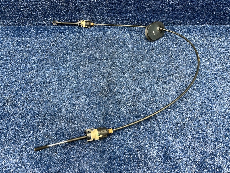 2016-2019 BUICK CASCADA AUTOMATIC TRANSMISSION RANGE SELECTOR LEVER CABLE OEM