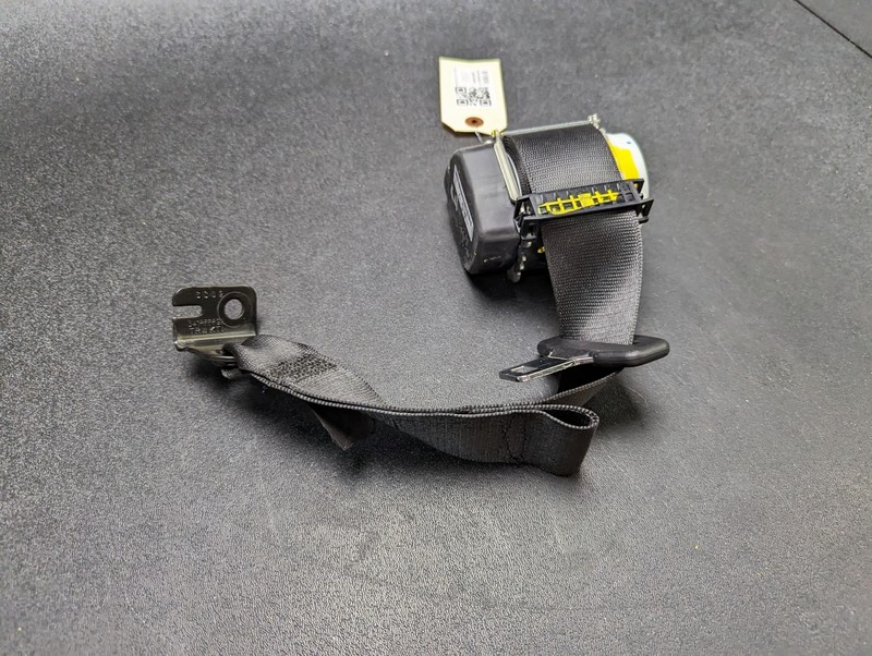 Rear Left Seat Belt Retractor 2018 BMW X1 72117313385 2016 2017 2020 2021