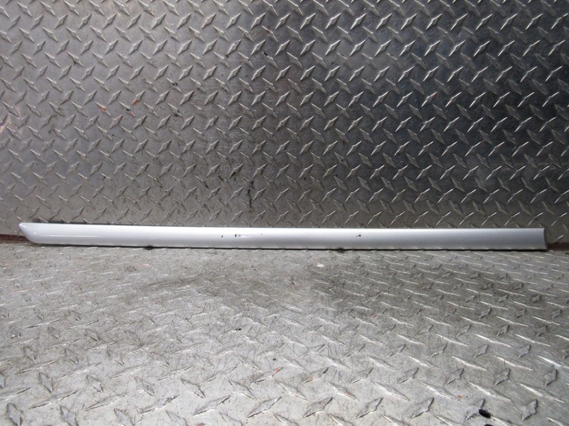 2010 TOYOTA CAMRY RIGHT PASSENGER REAR DOOR MOLDING TRIM HYBRID 2.4
