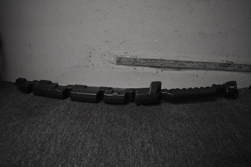 2019-2020 PORSCHE CAYENNE BASE ENERGY ABSORBER FACTORY OEM