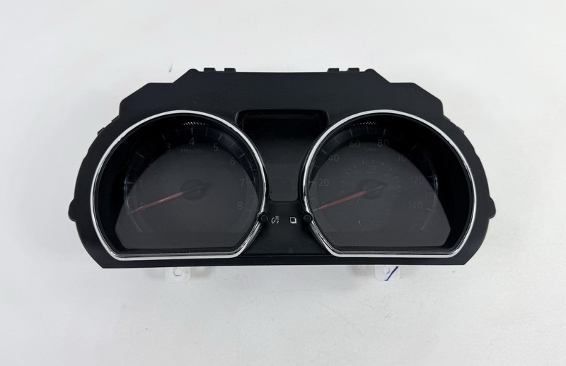 2013 Nissan Versa Sedan Speedometer Instrument Gauge Cluster 119,320 Miles OEM