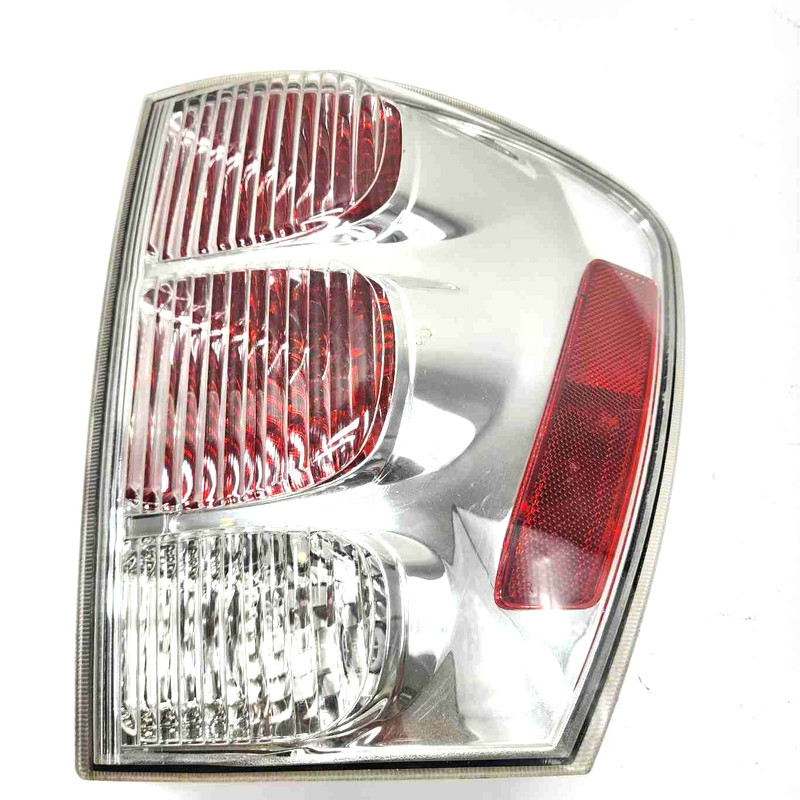 2005 Equinox RH Passenger Side Tail Light Assembly OEM 5490027
