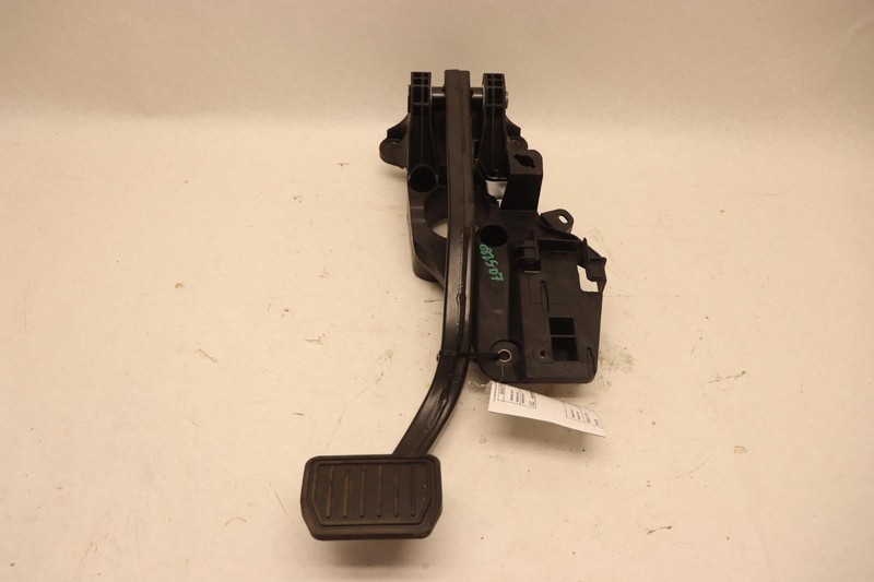 2020-2023 TESLA MODEL Y PARK PARKING BRAKE STOP PEDAL W/ BRACKET OEM