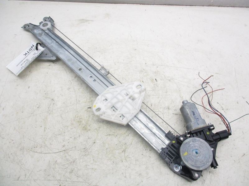 2013-2017 ACURA RDX RIGHT FRONT DOOR WINDOW REGULATOR MINT 29568