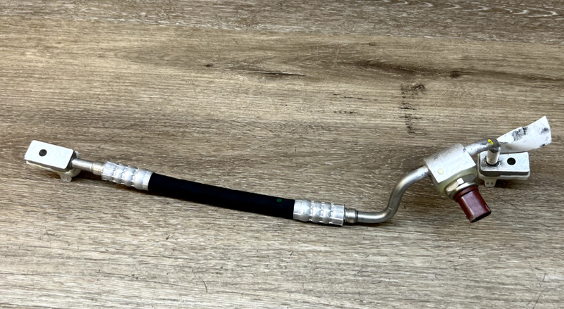 2021-2024 VW ID.4 A/C Refrigerant Suction Hose (Rear, Upper) OEM 1EA816534E