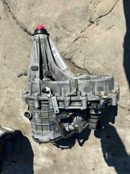 03 04 05 06 SUBURBAN TAHOE SIERRA YUKON TRANSFER CASE 30 DAY WARRANTY