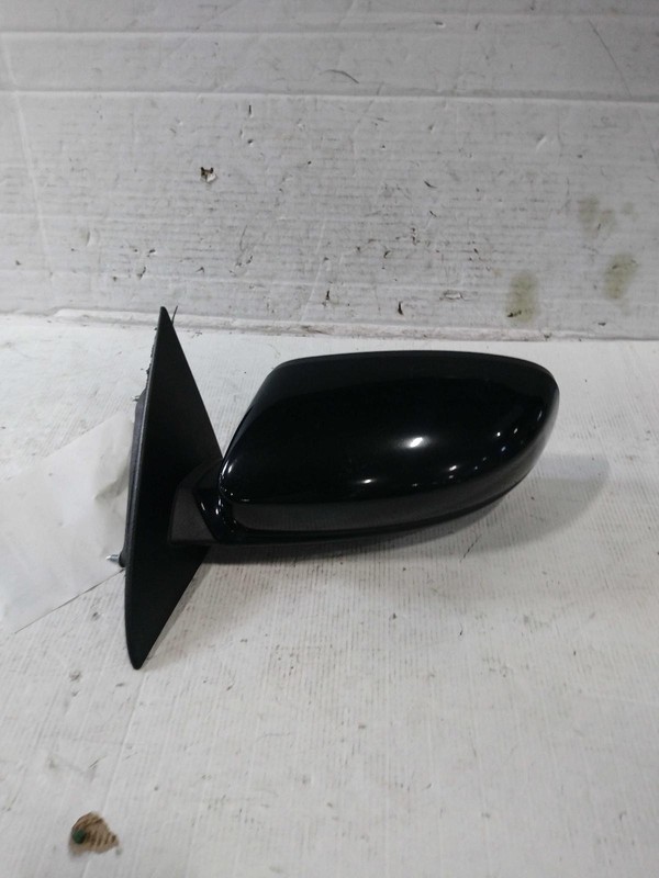2014 Chrysler 200 Left Door Mirror Black OEM 480958 102k Miles