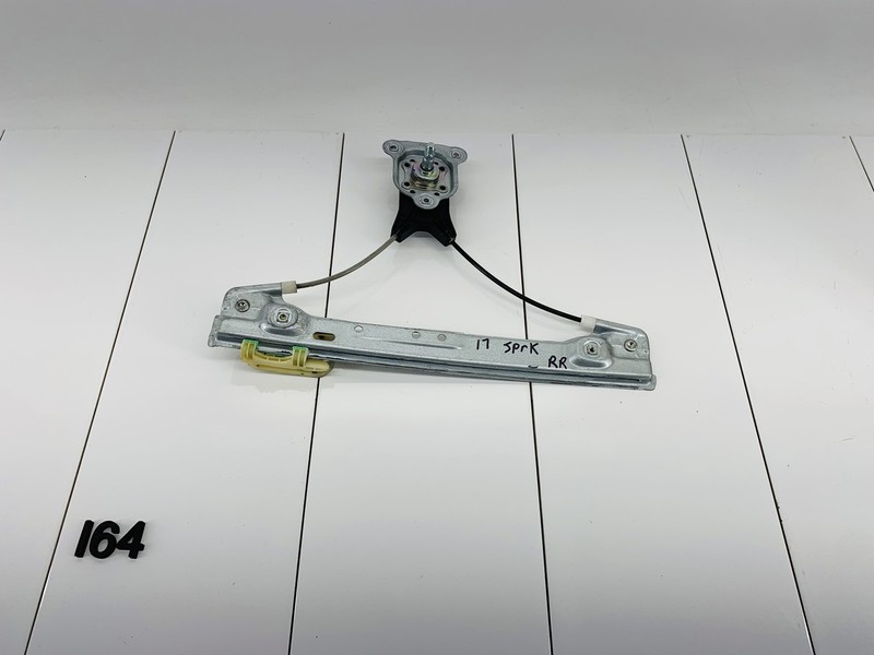 16-22 CHEVROLET SPARK REAR RIGHT PASSENGER SIDE DOOR WINDOW REGULATOR OEM