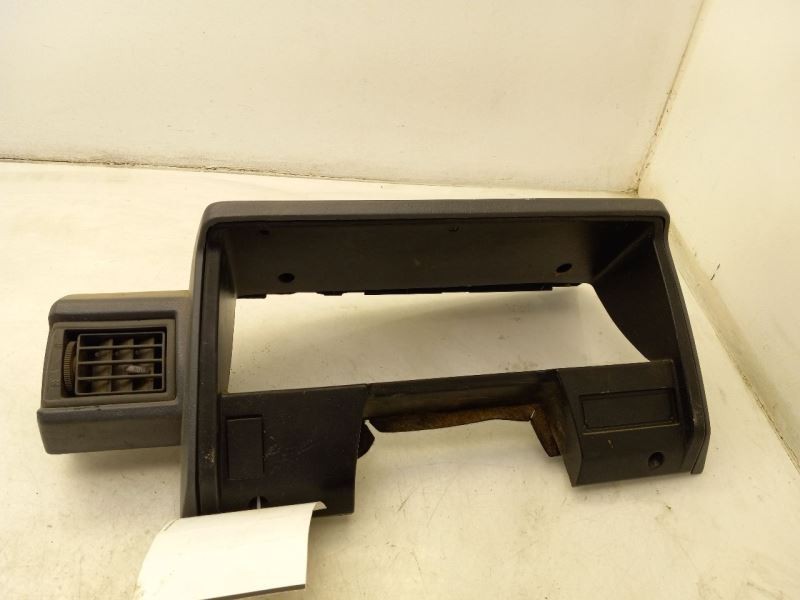 1986 TOYOTA PICKUP 2.4L SPEEDOMETER BEZEL