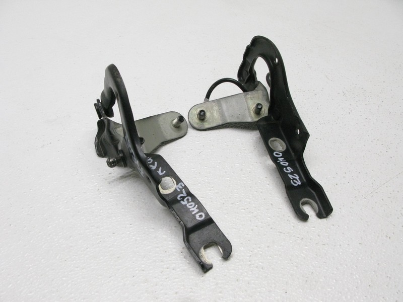 04-10 BMW E64 650i M6 CONVERTIBLE LIFTGATE TRUNK LID HINGE LEFT RIGHT OEM 040523