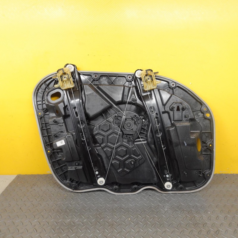 2019-2022 VOLVO XC40 FRONT RIGHT SIDE DOOR WINDOW REGULATOR OEM 30747092