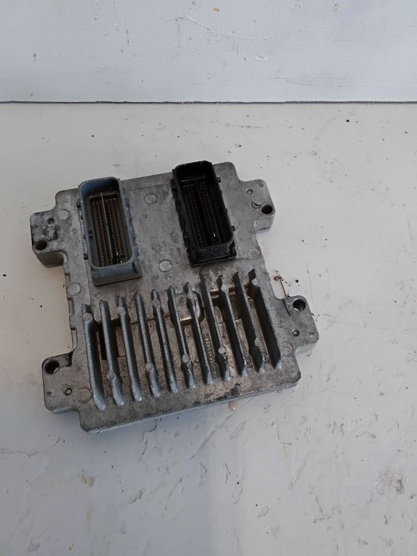 Engine ECM Electronic Control Module 2.4L Fits 07-12 MALIBU 3545025