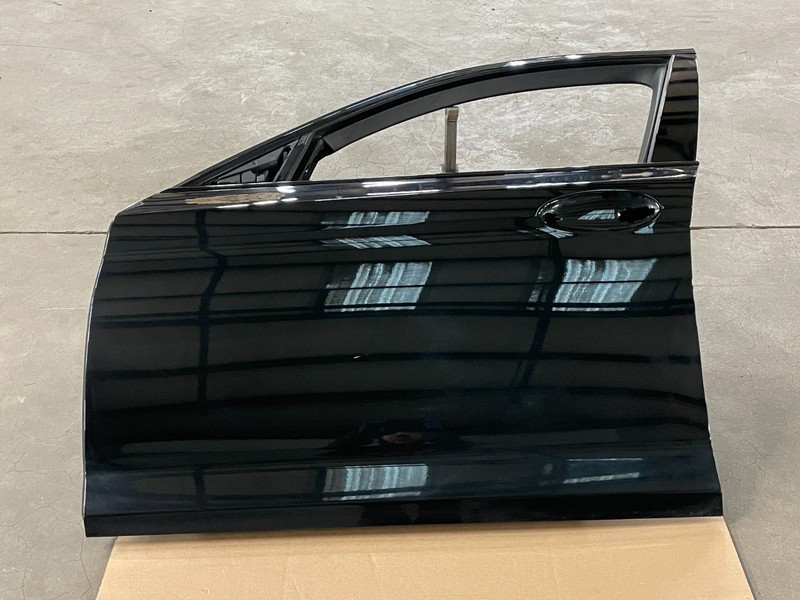 17 18 19 BMW G30 540i 530i Front Left Driver Exterior Door Shell Panel 1649 OEM